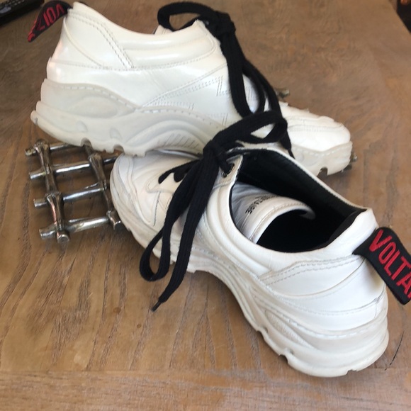 Great, hardly worn , Zadig Voltaire white leather sneakers. - Picture 4 of 4